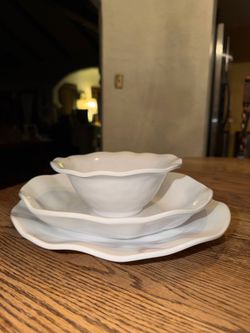 3 Piece Set Q Squared Melamine Dinner Plate 10 1/2 Salad Plate 9 1/4 Cereal Bowl 8 Available