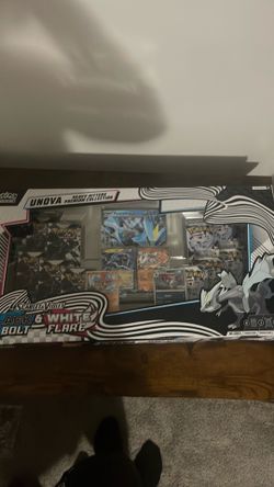 Sealed Pokémon Box - Unova Heavy Hitters Collection (12 Packs)