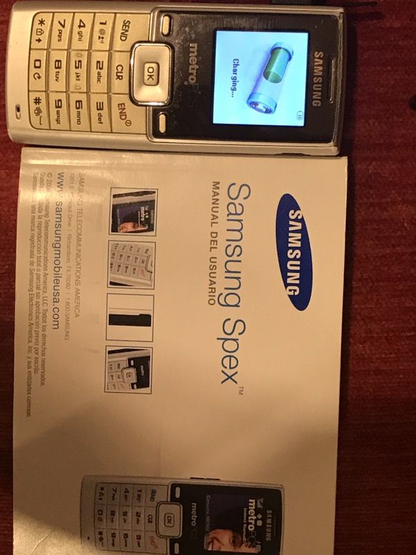 Samsung Spec SCH-r210 Silver Cellphone with Batter & Charger make me an Offer