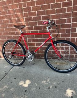 Trek 900