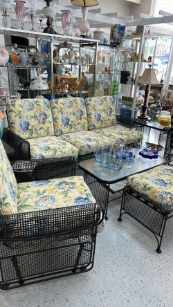 Mcm Russell  Woodard patio set