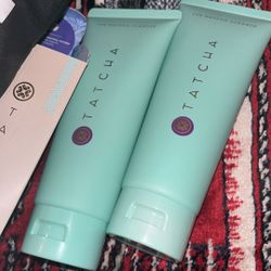 2 The Matcha Cleanse Tatcha Cleanser 