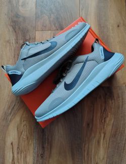 Nike Flex Experience Run 12 men's size  11 11.5 Running Shoes  Green