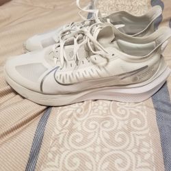 Womans Nike Shoes