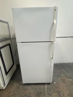 Refrigerator GE 30”