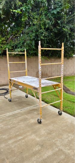 MetalTech Rolling Scaffold. 6foot