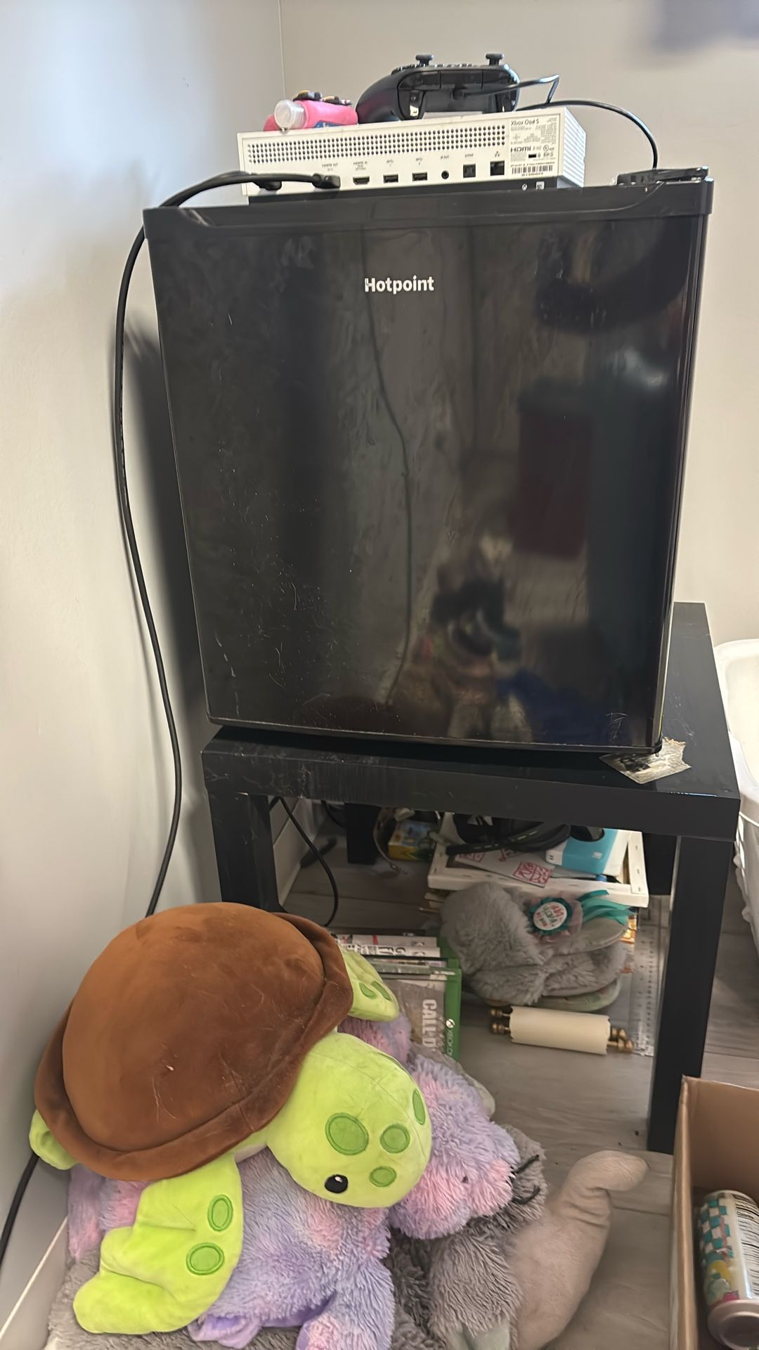 Mini Fridge 
