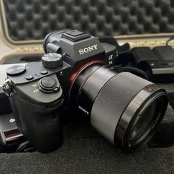 Sony** Alpha A7 III’’