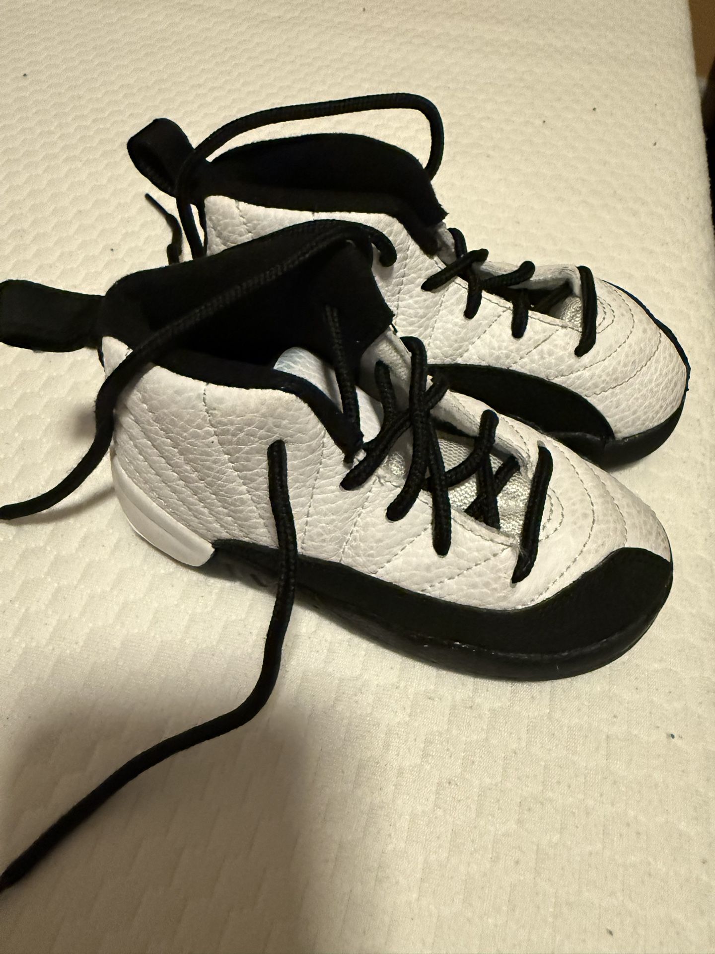 5 Pairs Of Toddler/ Shoes - Used