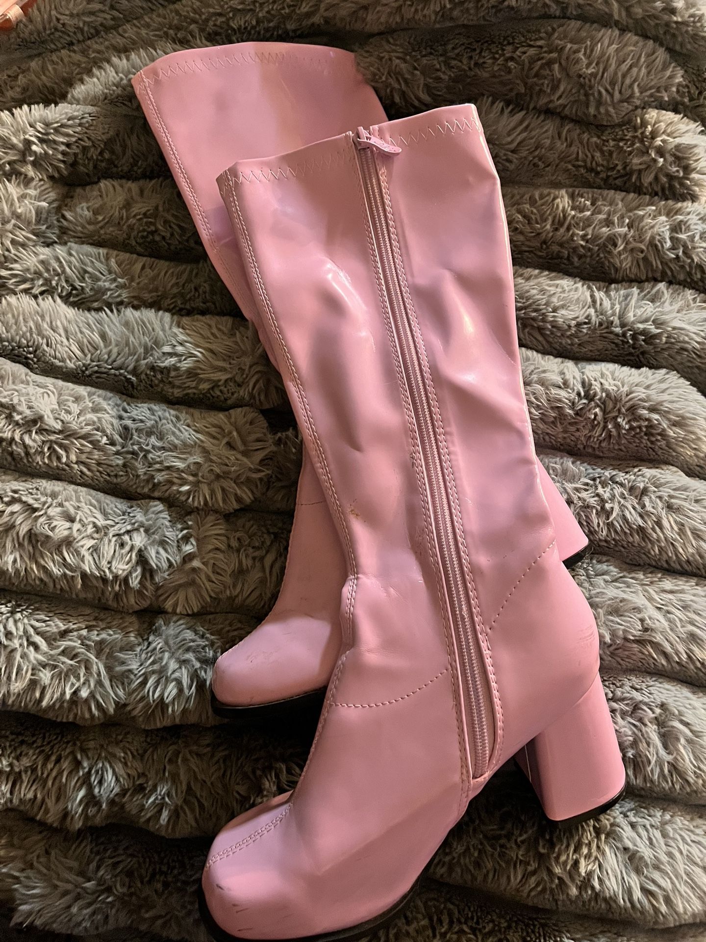 pink gogo boots women’s size 8