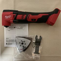 Milwaukee. M18 Lithium Ion Cordless Variable Speed Oscillating Multi-Tool (Tool Only). 2626-20.