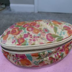 VINGTAGE CUSHIONED MAKE-UP CASE
