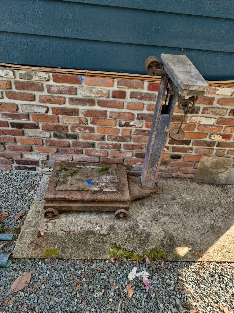 800lb Vintage Scale
