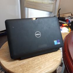 Dell Mini Laptop Touchscreen  Intel  Core i5.  8 GB, 250Gb  2019