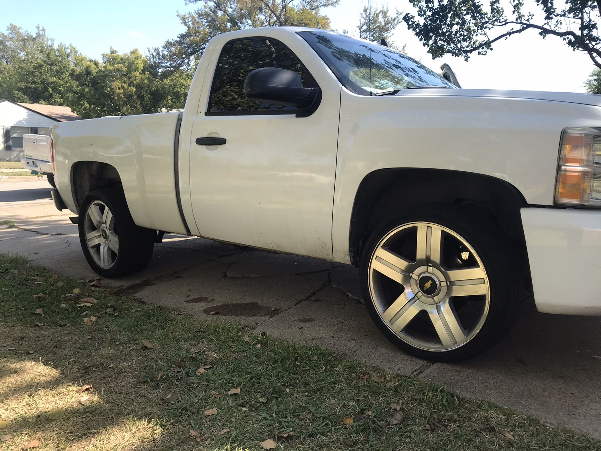 22” Texas edition rims Silverado