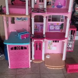 Doll House 