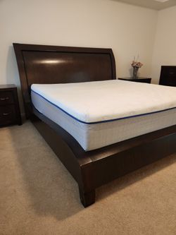 Bedroom Furniture Set