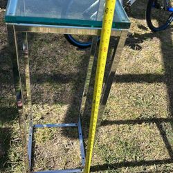 12x12x34 1/2 Display Table
