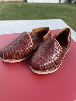 Size 6 Huaraches Toddler