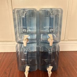 4x 3 gallon Water Bottles Tanks