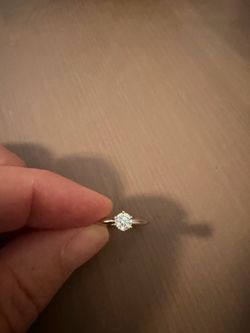 White gold solitaire engagement ring