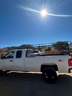 Long bed ladder rack