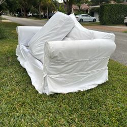 Sleeper Sofa  FREE, Curbside 5900 sw 34 St 