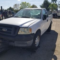 2005 Ford F150 Parts or Whole Clean Title 