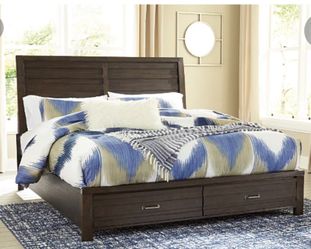 Back Stock Clearance On This Hardwood Solids Queen Bed And Dresser!