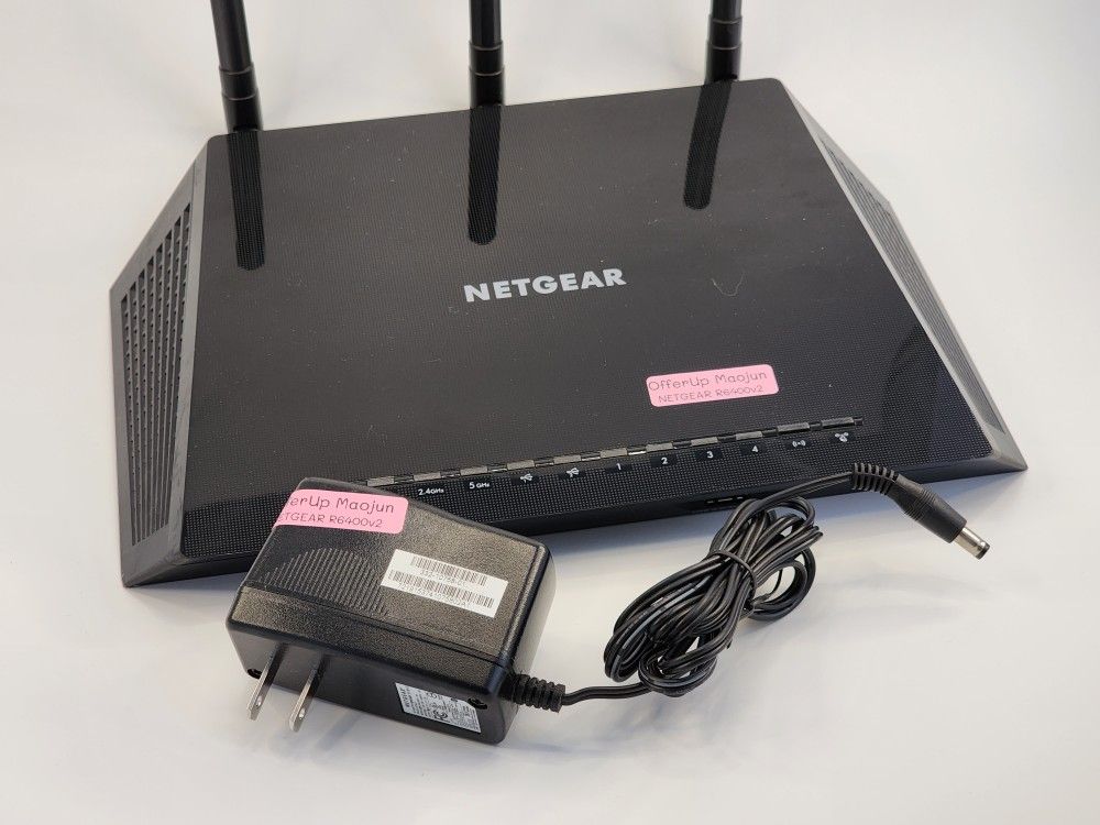 NETGEAR R6400v2 — AC1750 Smart WiFi Router 802.11ac Dual Band Gigabit