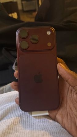 iPhone 18 pro burgundy 256 gig