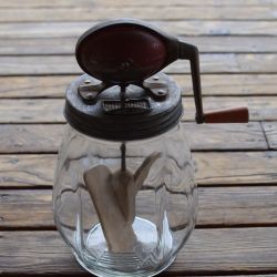 Antique Dazey Butter Churn No. 4 - 4 Qt.