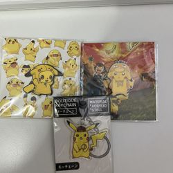 Pikachu Pins And Keychain 