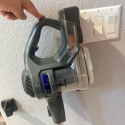Moosoo Cordless Stick Vacuum Cleaner