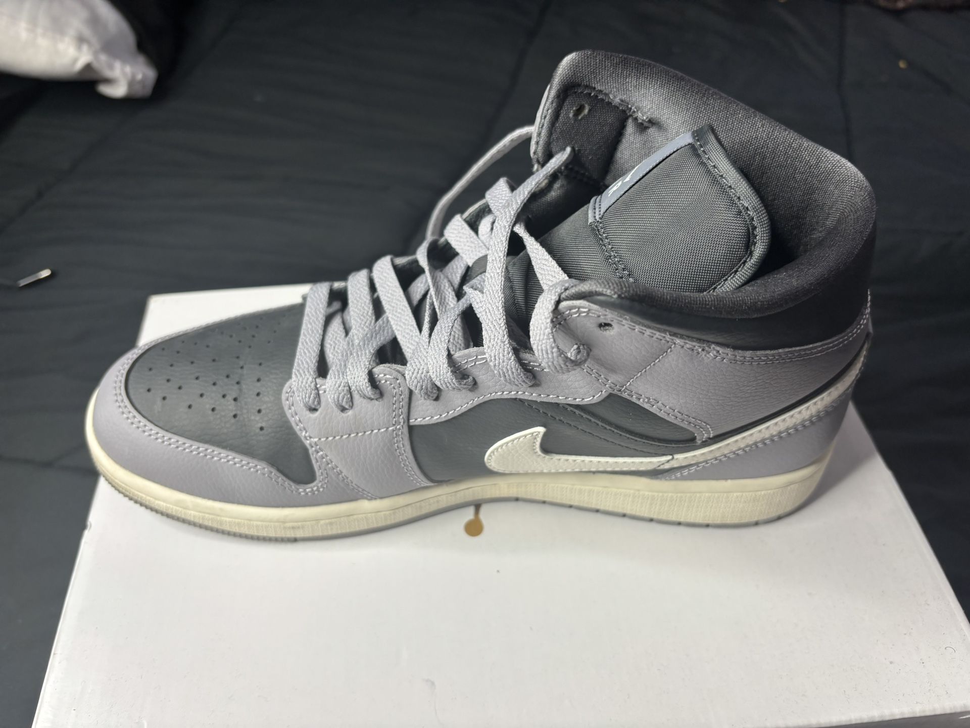 Women Air Jordan 1MID