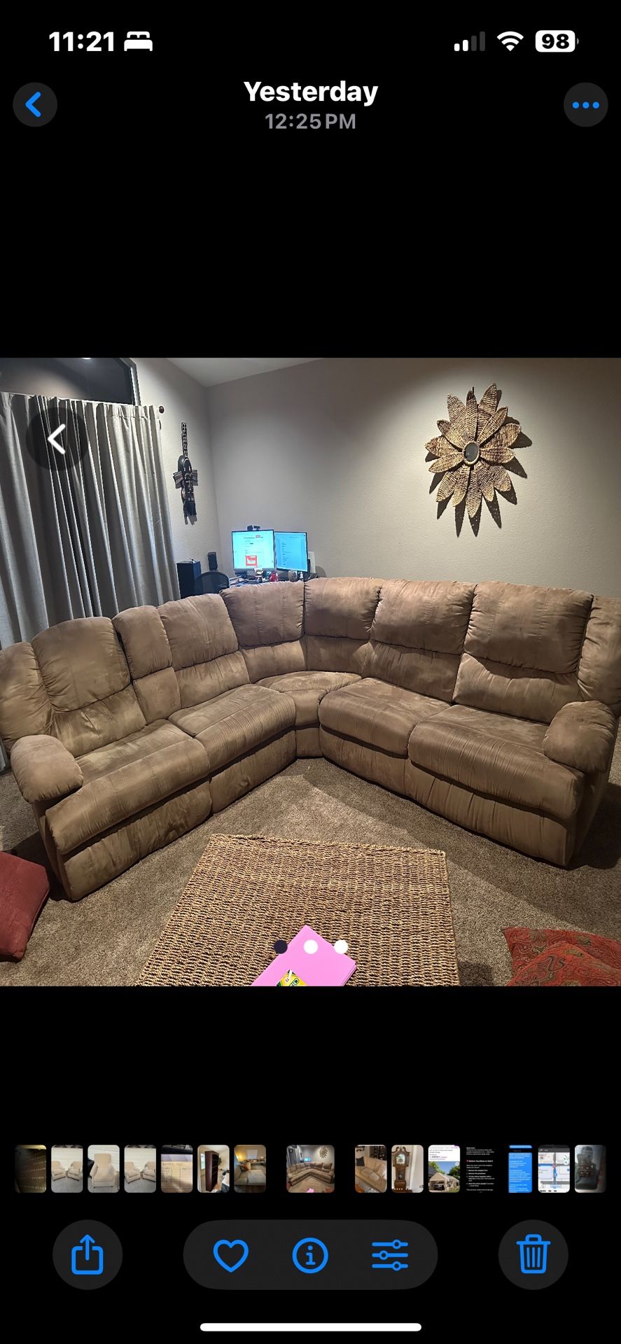 Reclining Sectional Sofa w/ Full Pull-Out Sleeper Bed