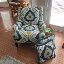 Accent Chair and 8x12 Rug