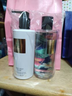 Victoria's secret very sexy now set $25