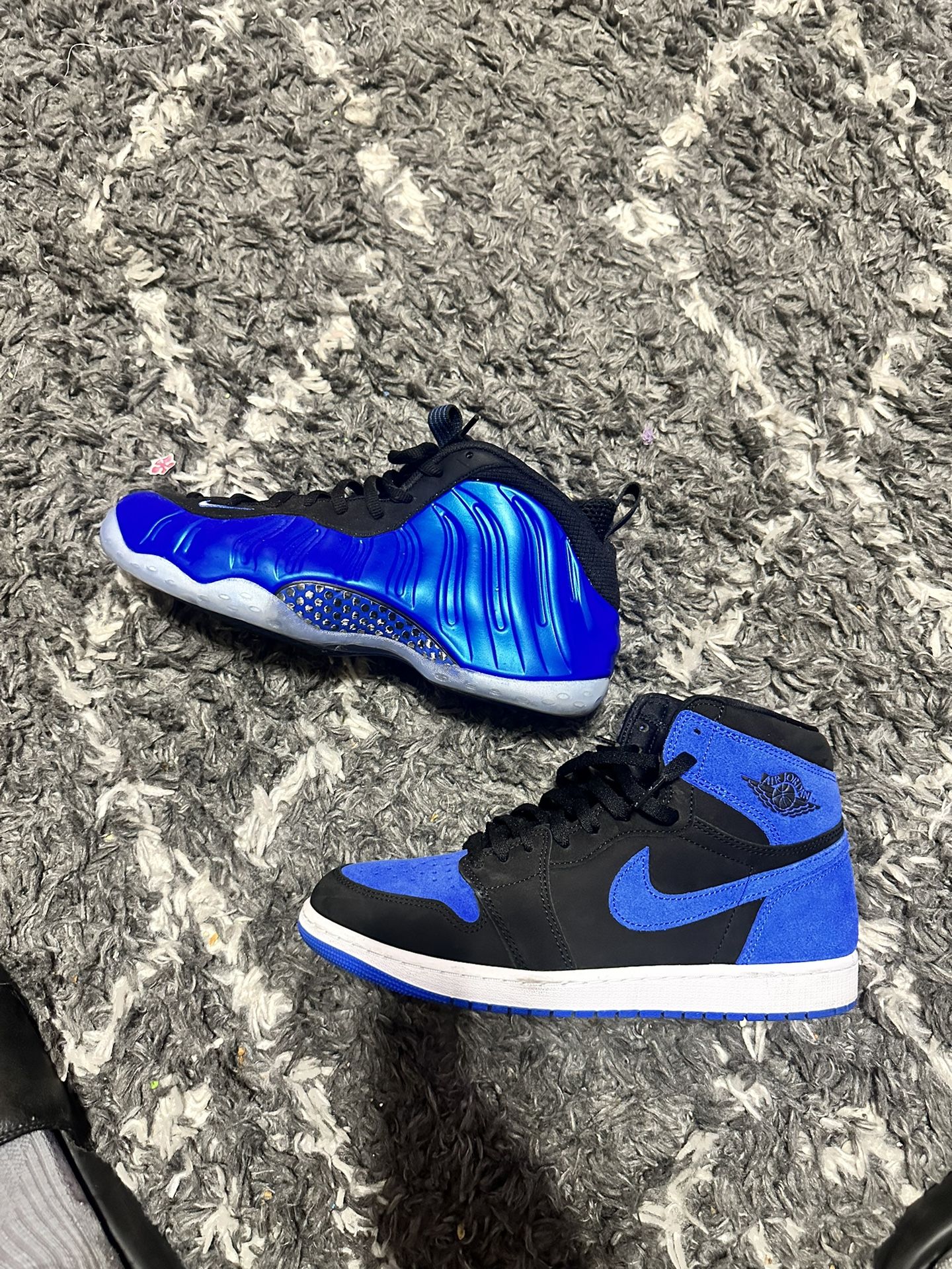 Nike Foam And Jordan Retro1