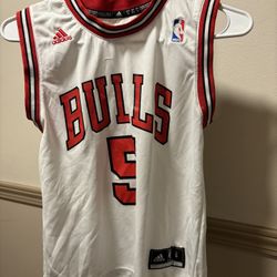 Adidas Chicago Bulls Carlos Boozer #5 Jersey Boys - Small- NBA Basketba