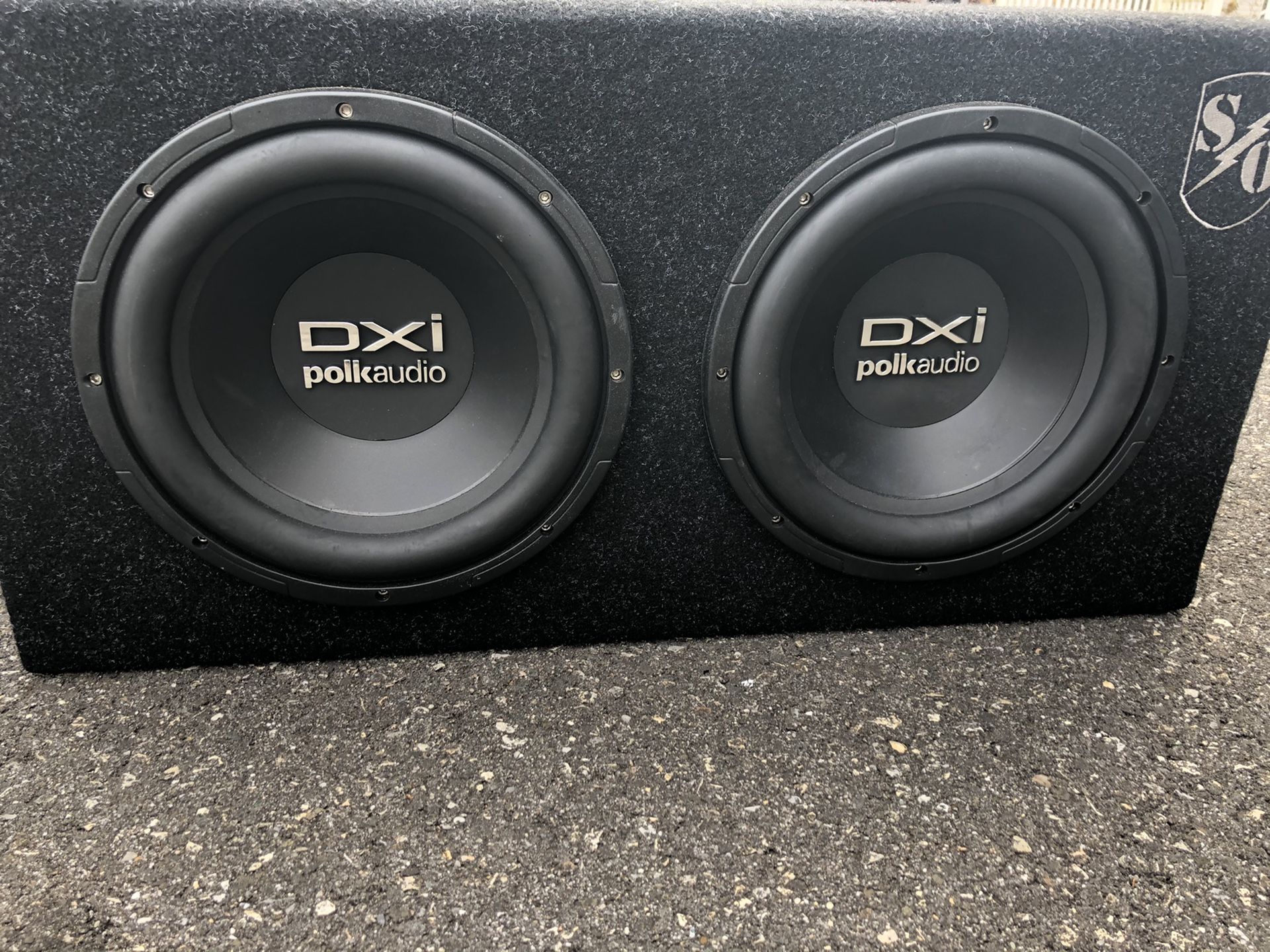 DXi Polkaudio subwoofer with amp