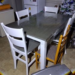 Dining table set