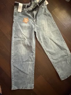 Light Wash Wide Leg Jeans with Star Patch, size 18