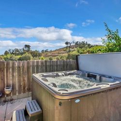 CalSpa Jacuzzi