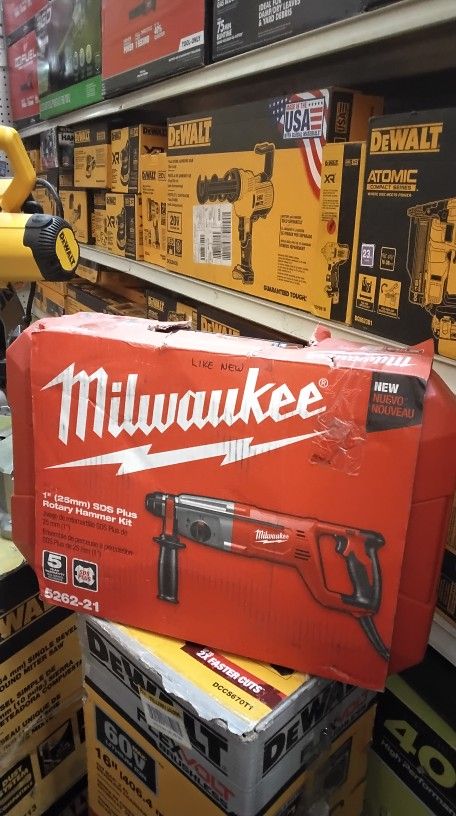 MILWAUKEE 1" (25 mm) SDS PLUS ROTARY HAMMER KIT