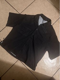 Ananke button up