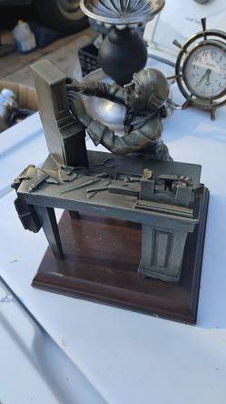 Colonial Craftsmen Worcester Pewter Figurine "The Clockmaker"