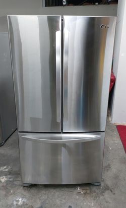 LG French Door Refrigerator with IceMaker