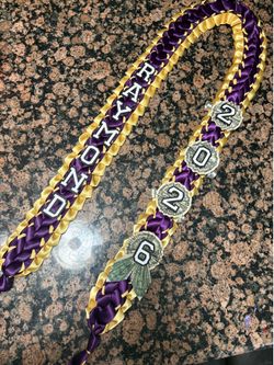 Graduation leis