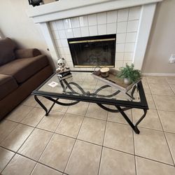 Coffee Table & End Table 